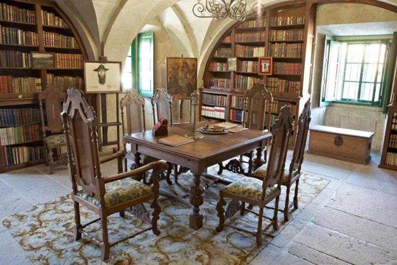 فندق Hospederia Monasterio De بويو المظهر الخارجي الصورة